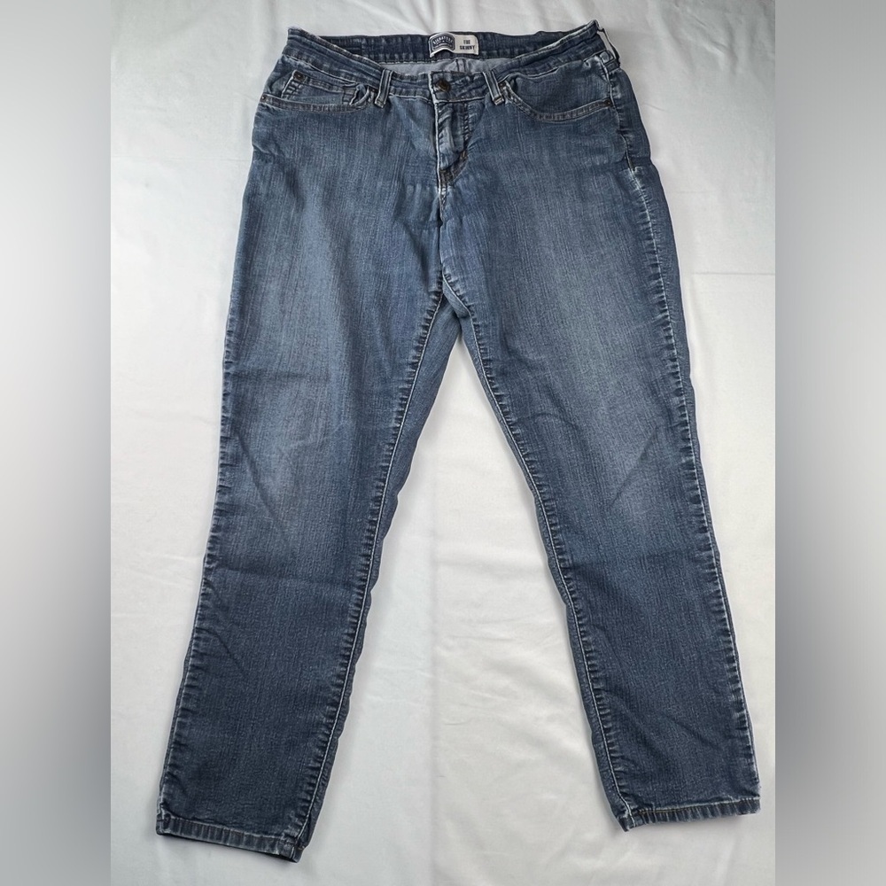 Levi Signature - Women’s Jeans - The Skinny - Size Unknown (12?)
